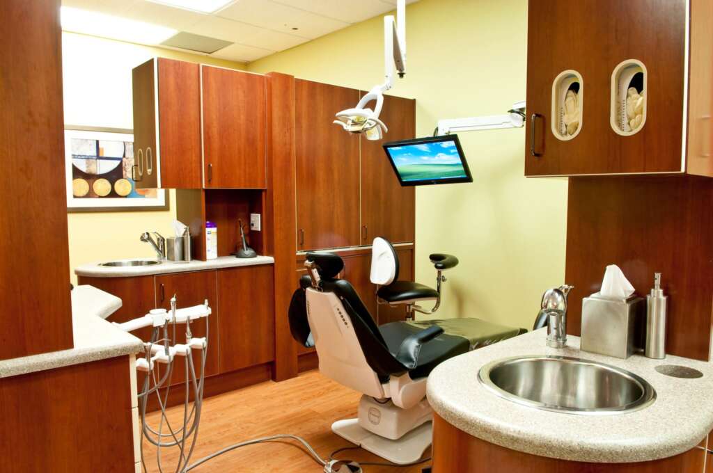 clinic dental chicago